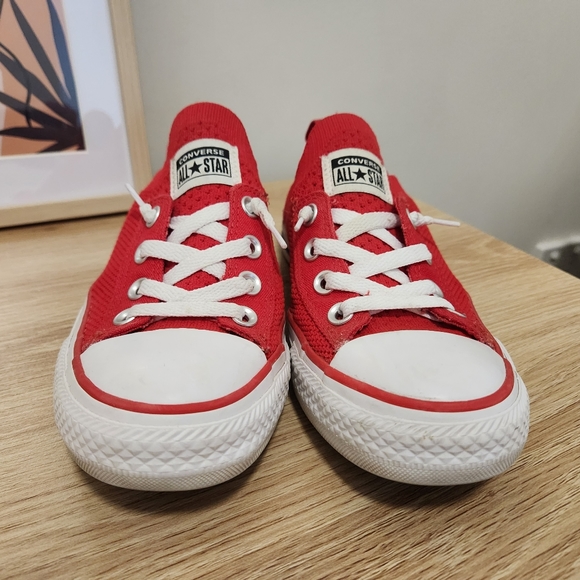 Size 7 37.5 CONVERSE Red Shoreline Low Top Sneakers Stretch Elastic RRP $120 - Picture 3 of 10